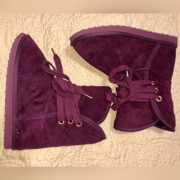 Old Navy Fur Lined Boots ❤️💜 - Picture 2 of 12